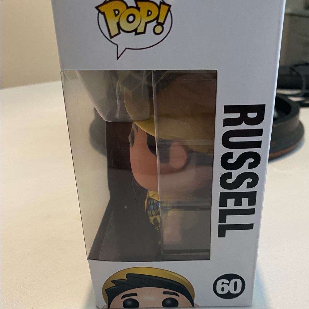 Russell Funko Pop - Picture 4 of 6